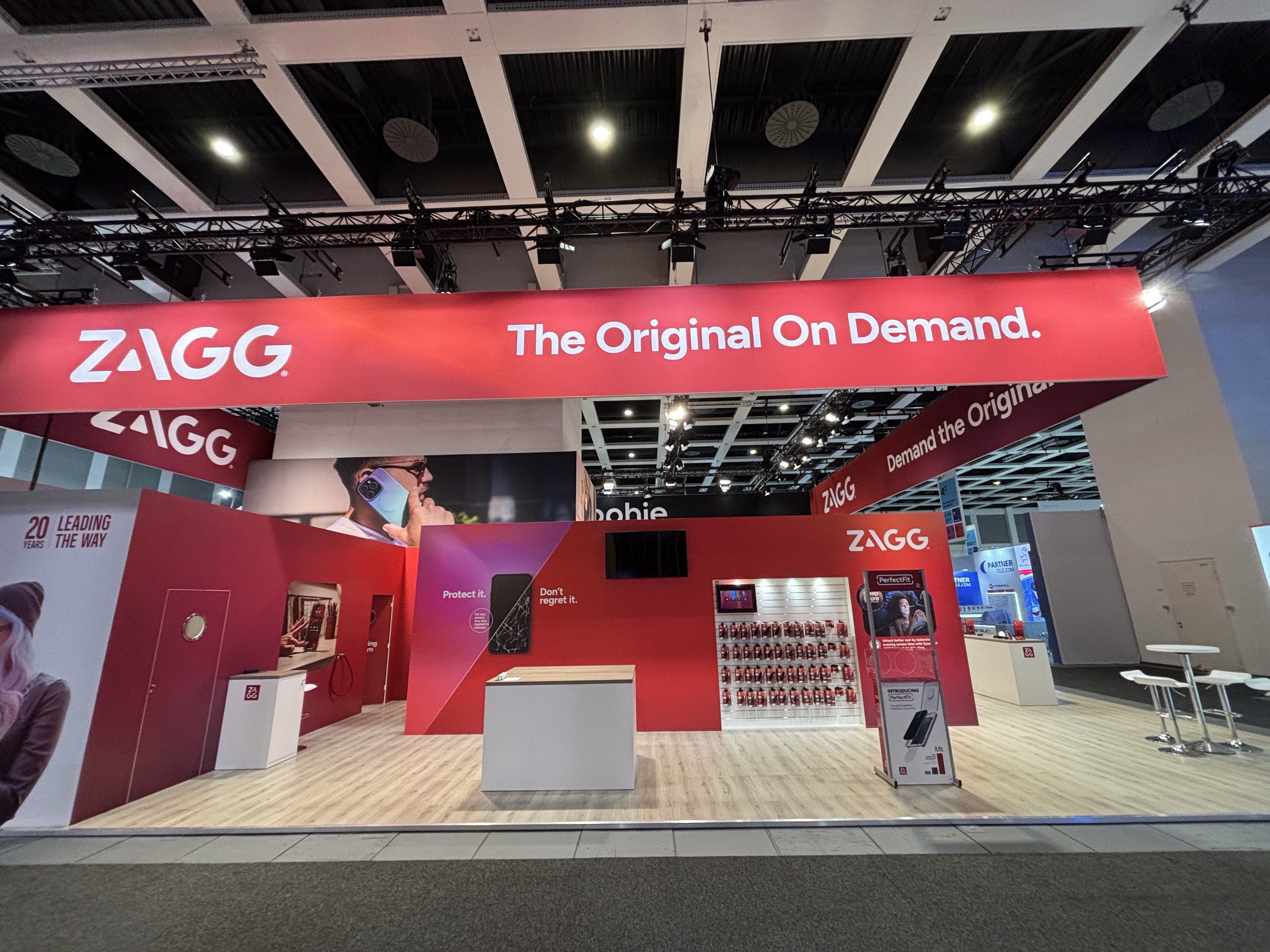 ZAGG in-store point of sale display
